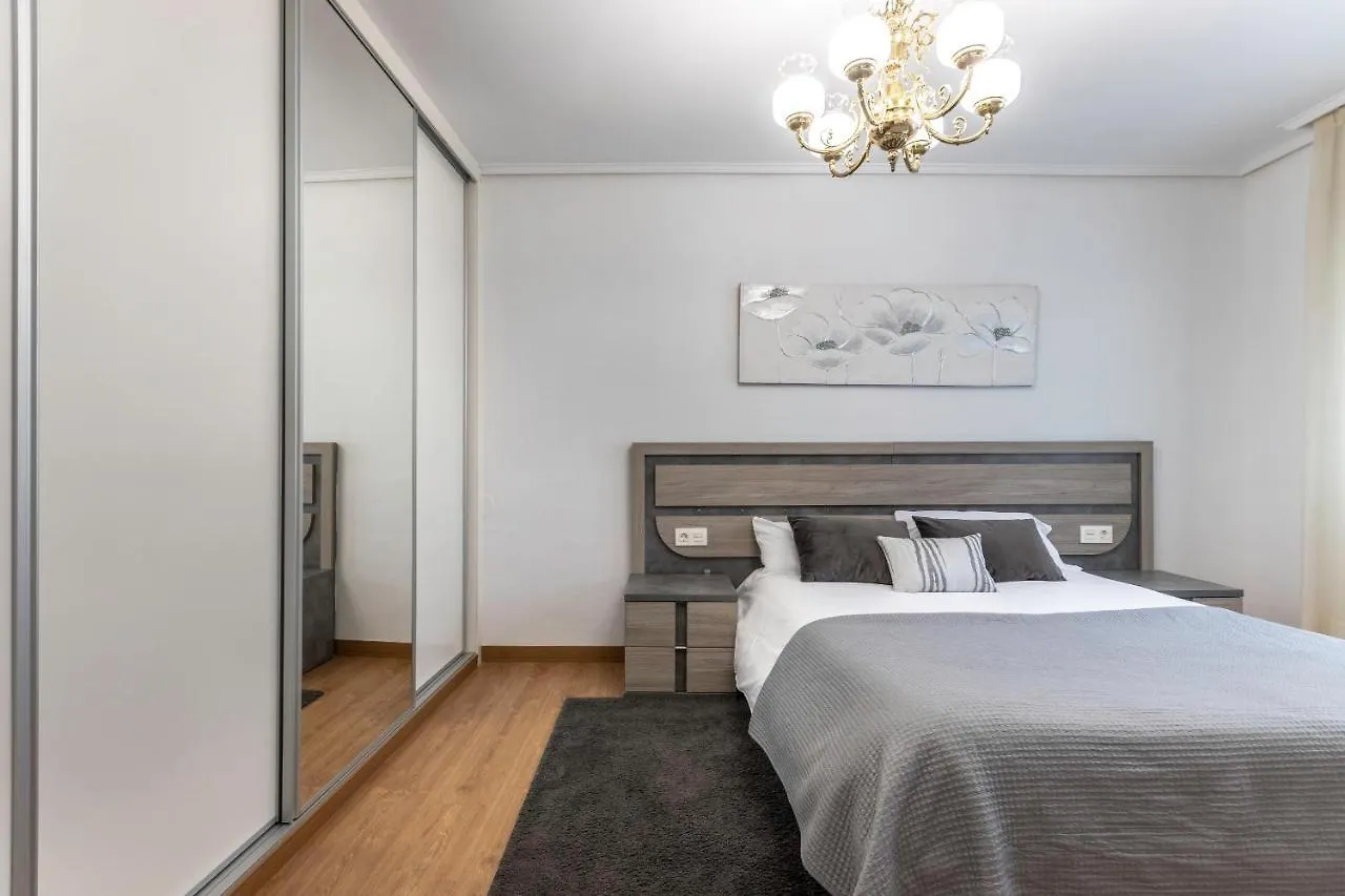 Apartamento Amplio Y Luminoso En Lejona 0*,  España