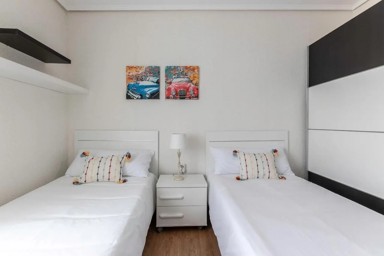 Apartamento Amplio Y Luminoso En Lejona